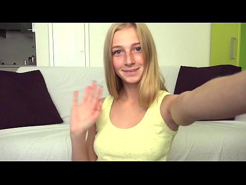 ❤️ Keď sa nudím, lenivo si masturbujem svoju ružovú kundičku ❤️ Jedinečné porno na nás ❌️