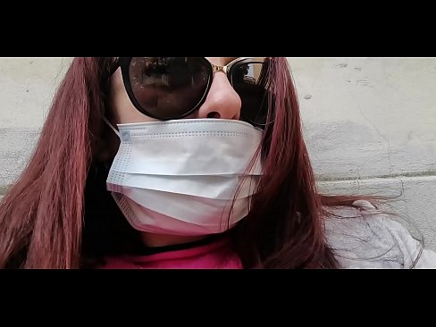 ❤️ Nicoletta sa pomstí svojmu susedovi a vymočí sa mu do garáže (Špeciálna talianska karanténa Covid19) ❤️ Jedinečné porno na nás ❌️